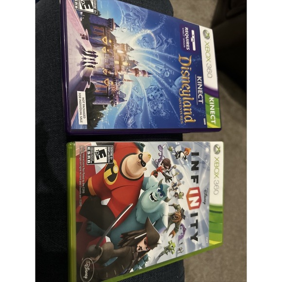 Xbox 360 Games Lot Of 2...Kinect Disneyland And Disney infinity. - Picture 1 of 2